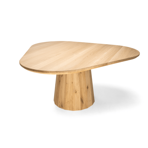 Alvar | Unieke driehoekige eettafel Alvar | Unieke driehoekige eettafel