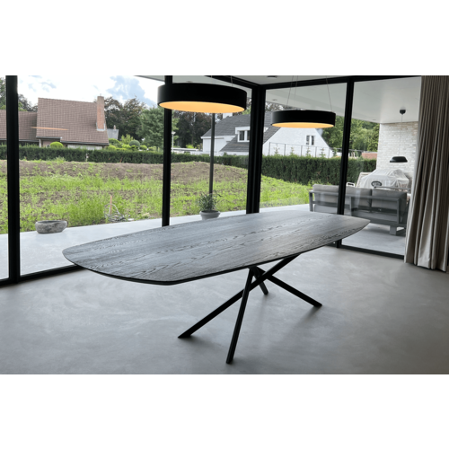 Eettafel Solan | Deens ovaal | Zwart