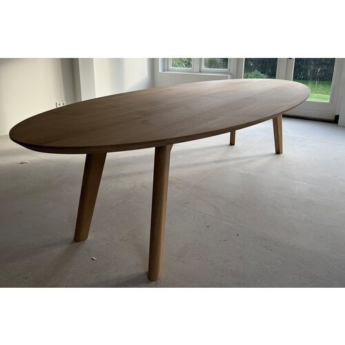 Eettafel Feyia | Ovaal | Licht eiken