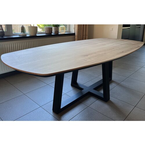Eettafel Orvan | Deens ovaal | Licht eiken