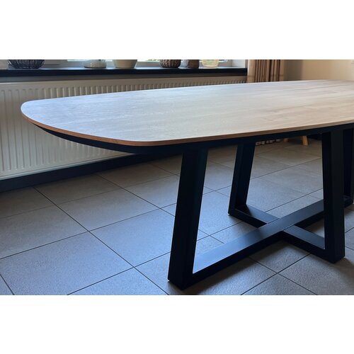 Eettafel Orvan | Deens ovaal | Licht eiken