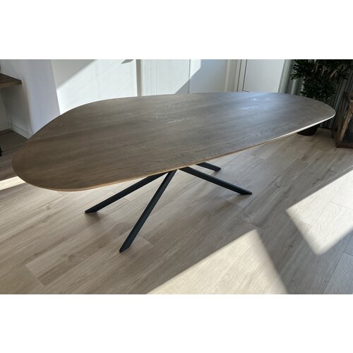 Eettafel Lavira | Kiezel | Donker eiken