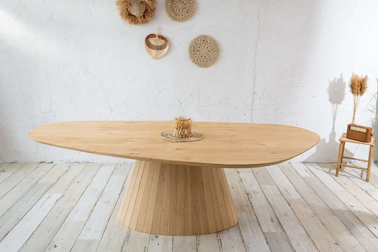 Welke eettafel past goed in een bohemian interieur?