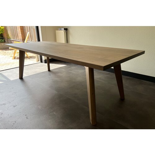 Moraia | Stijlvolle rechthoekige tafel Moraia | Stijlvolle rechthoekige tafel