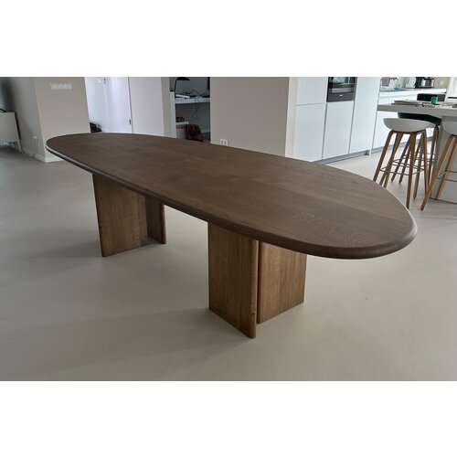 Eettafel Elindra | Kiezel | Donker eiken