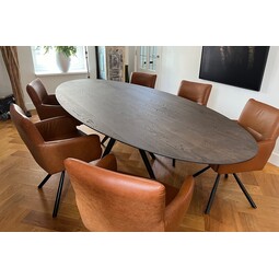 Eettafel Hero | Ovaal | Donker eiken