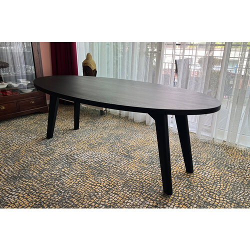 Feyia | Stijlvolle ovale tafel zwart