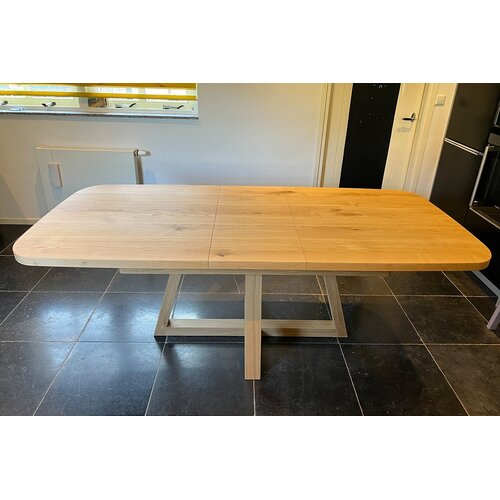Uitschuifbare Deens ovale tafel met kruispoot - PDP Test