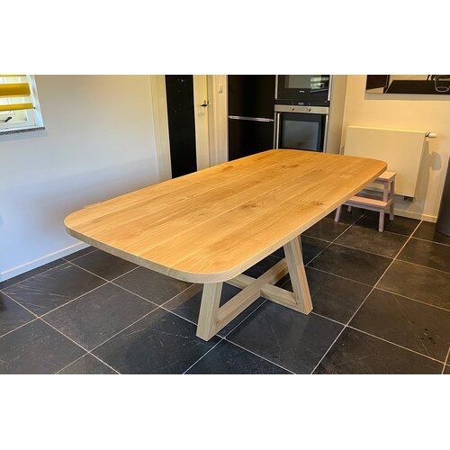 Uitschuifbare Deens ovale tafel met kruispoot - PDP Test