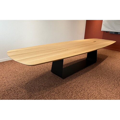 Vergadertafel Lovian | Deens ovaal | Licht eiken