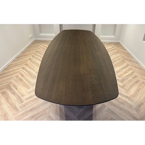 Vergadertafel Lovian | Deens ovaal | Donker eiken