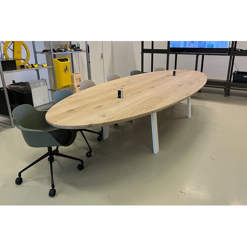 Vergadertafel Elmar | Ovaal | Licht eiken