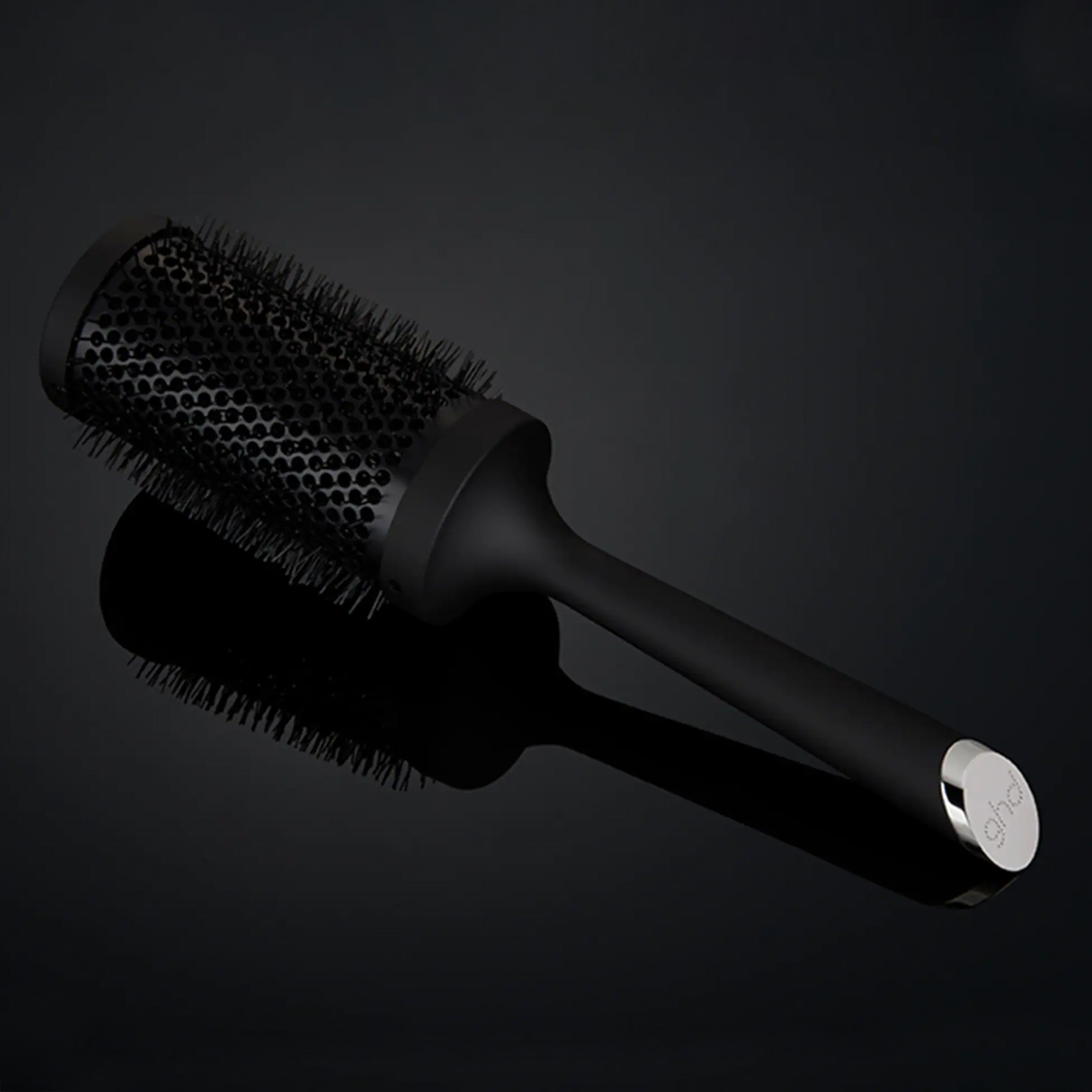 GHD Brosse Céramique ronde taille 4