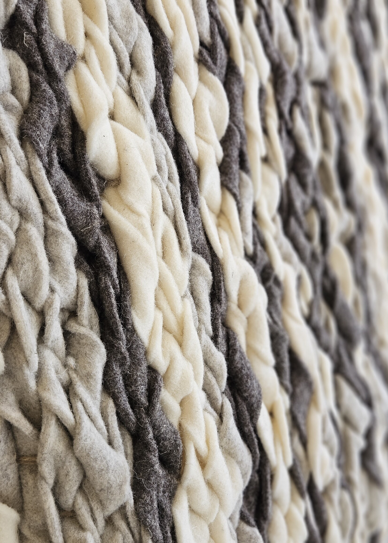 Wollen wandpaneel (120x75cm) - handgemaakt van echt schapenwol