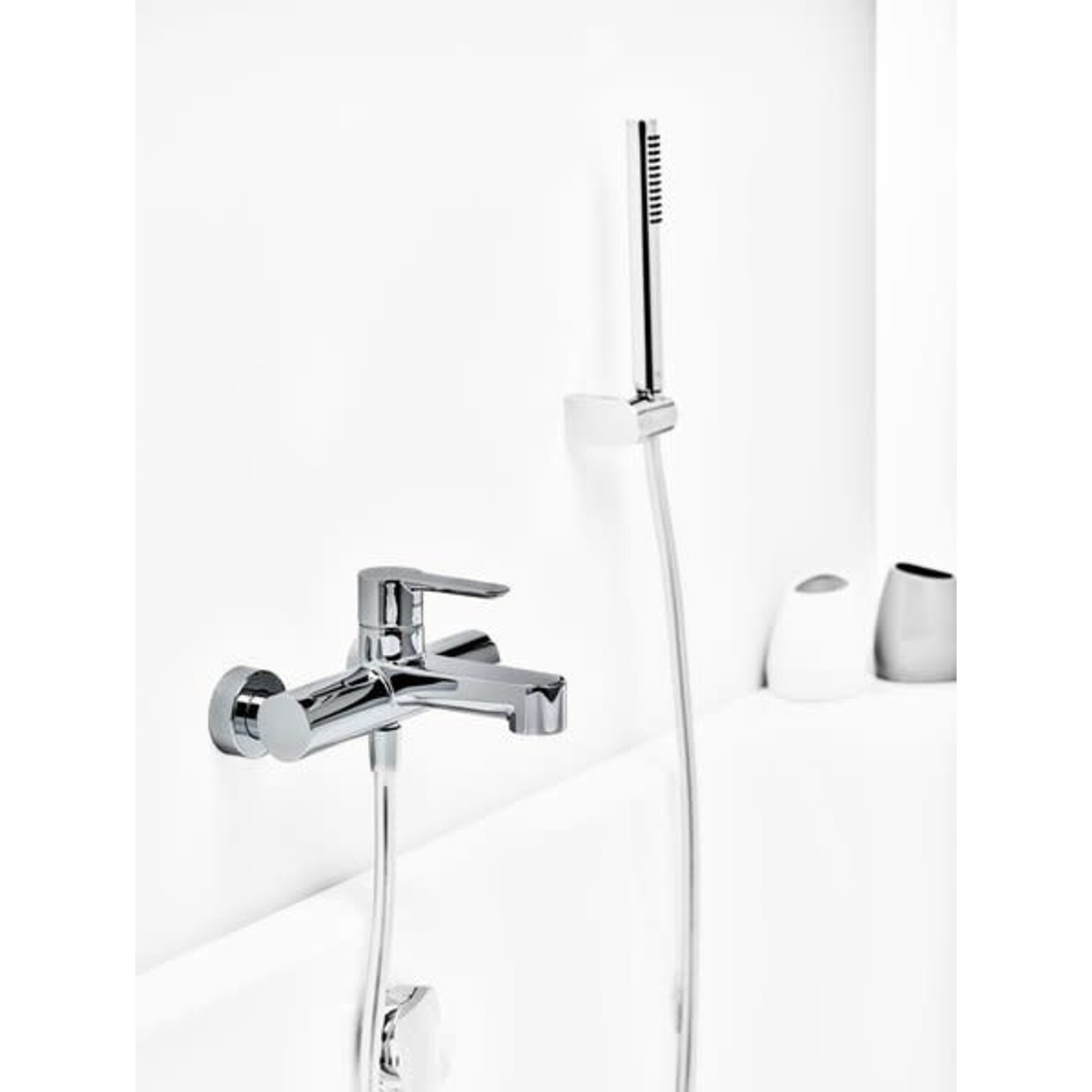 Puri Wall-mounted Bath Tap