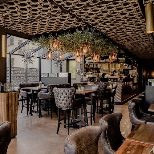 Restaurant Design - A'Bracciate Pasta & Wine