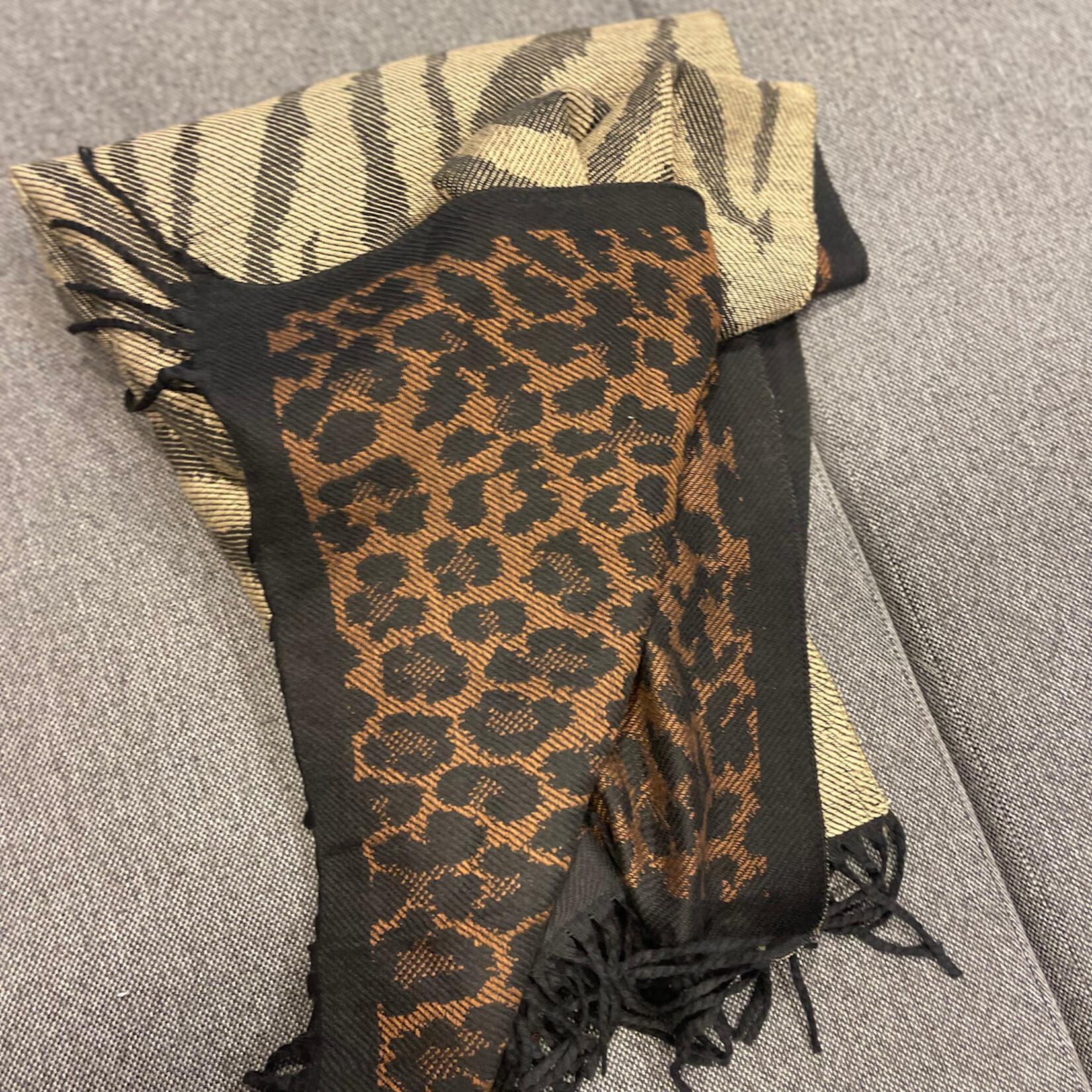 Giuliano sjaal panter