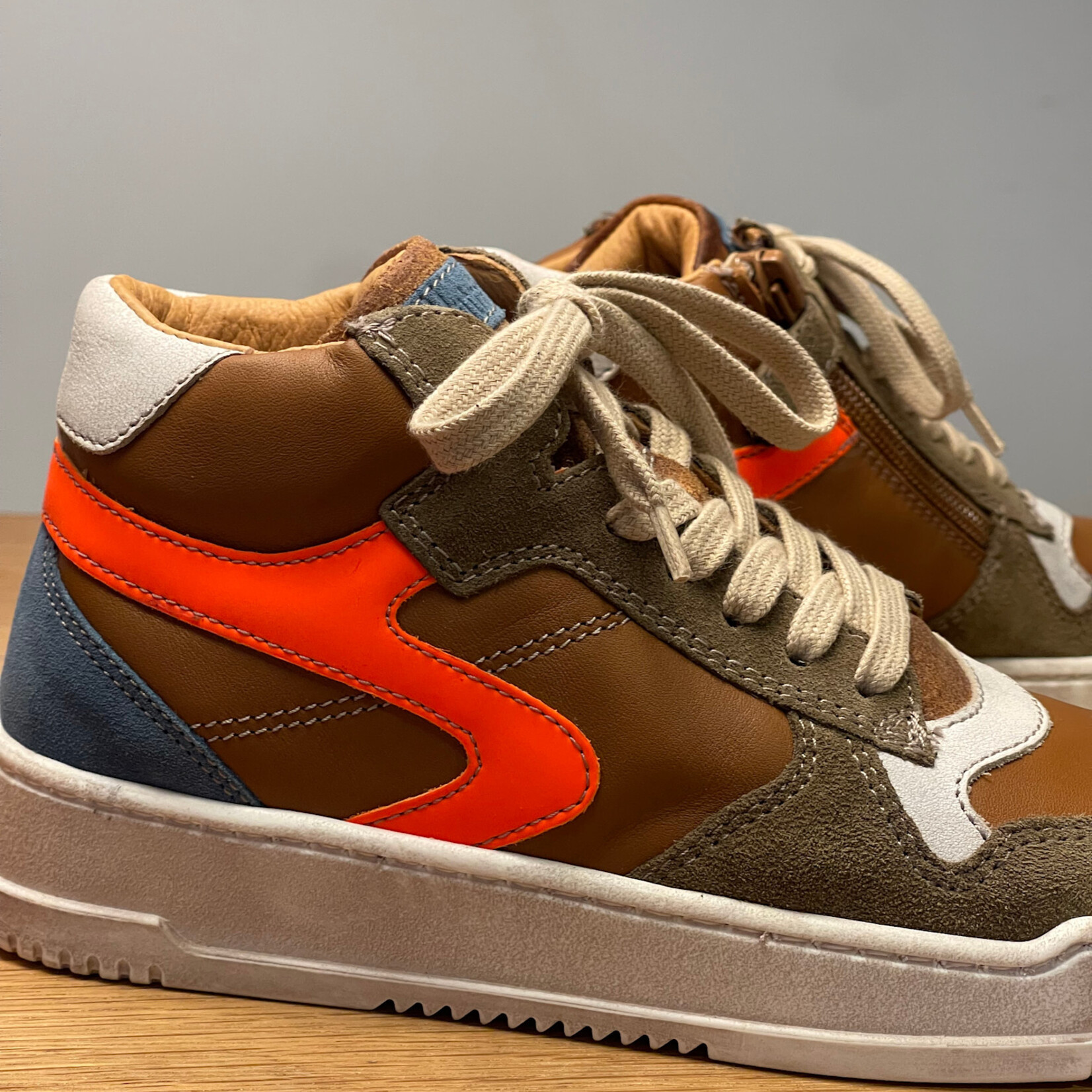 Fr.Romagnoli Hoge sneaker bruin