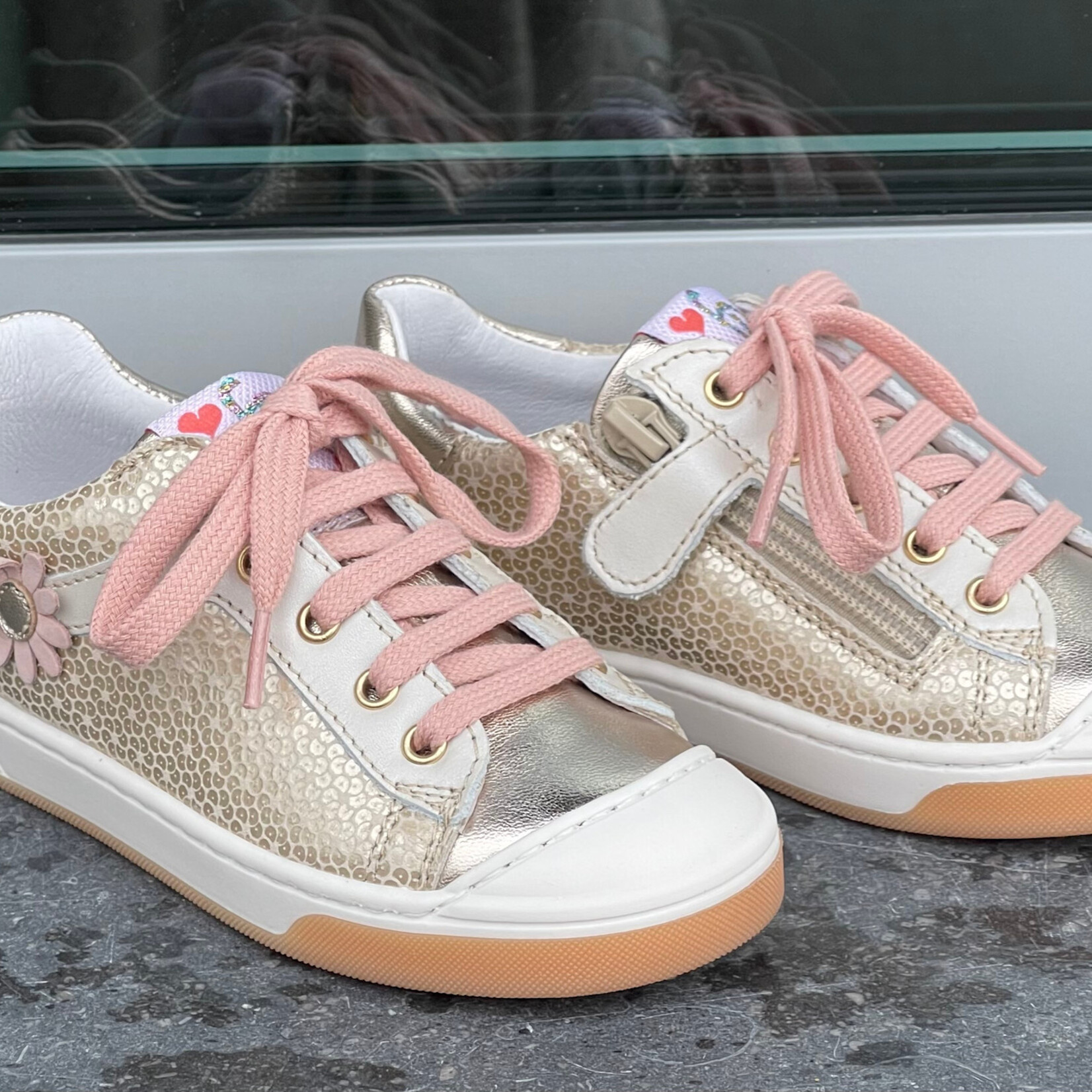 Fr.Romagnoli Sneaker goud bloem