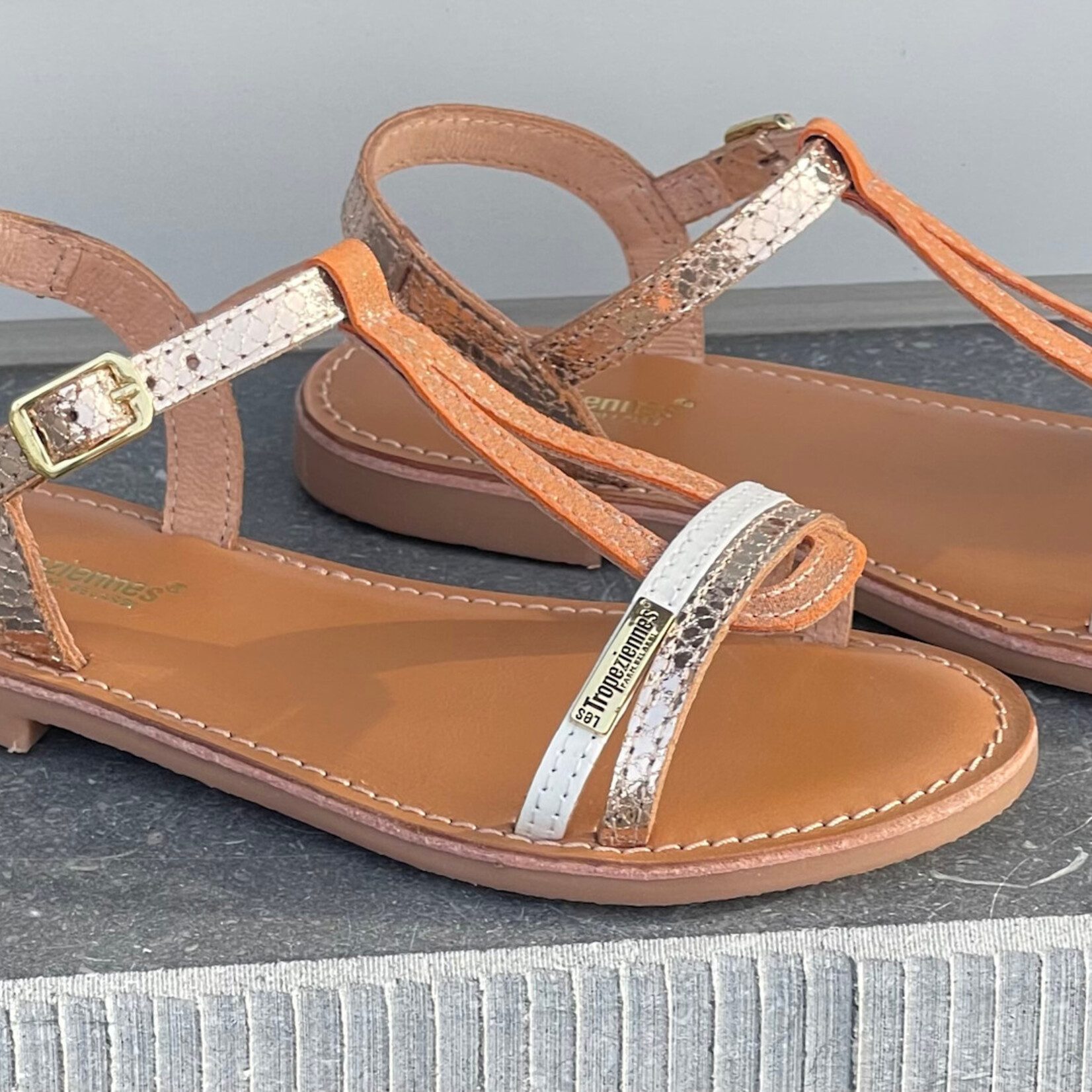 Les Tropeziennes Les Tropeziennes Bada goud