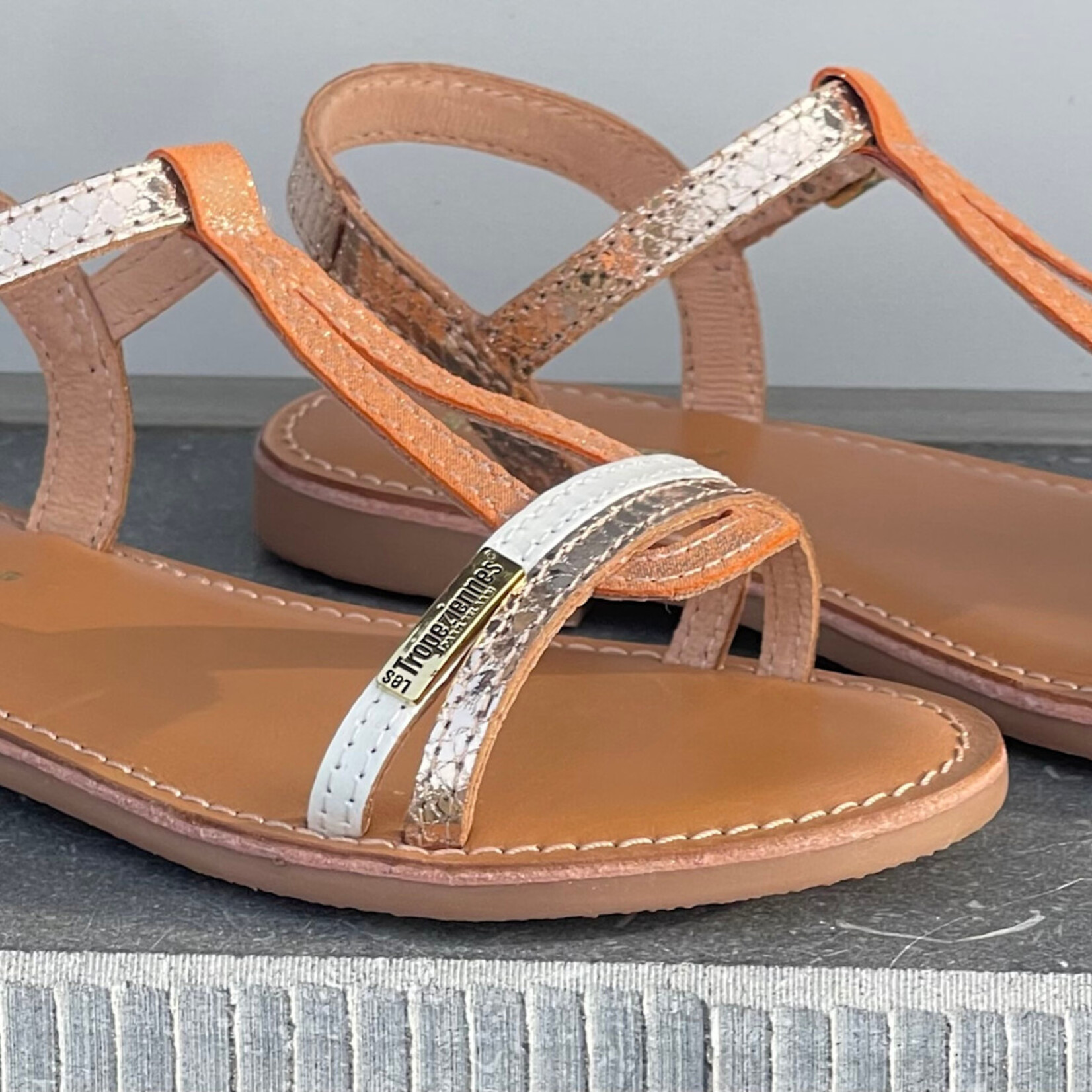 Les Tropeziennes Les Tropeziennes Bada goud