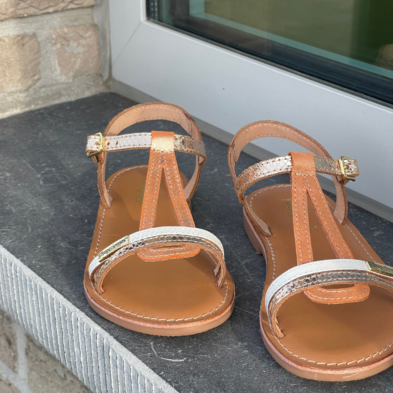 Les Tropeziennes Les Tropeziennes Bada goud