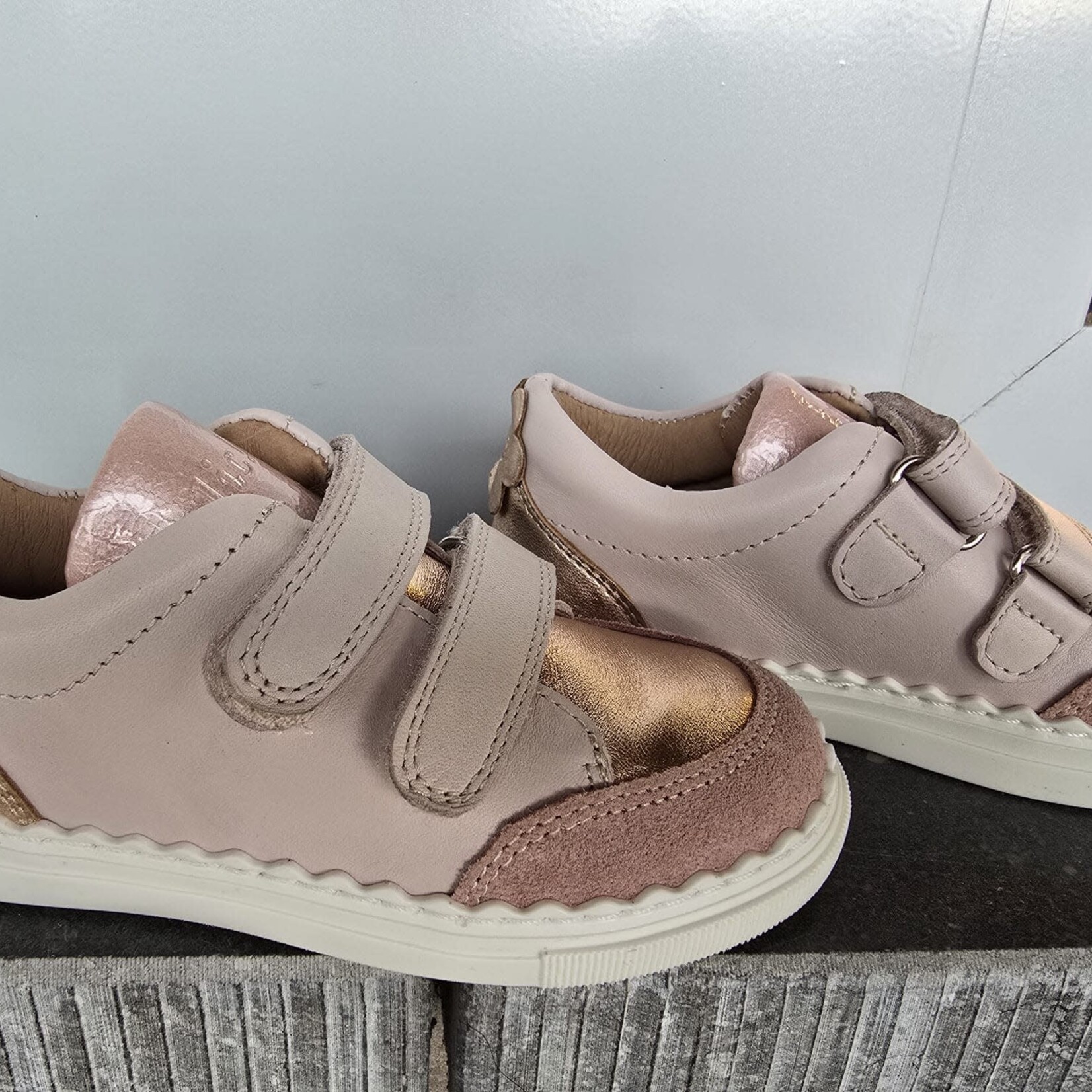 Clic! Clic Betty roze