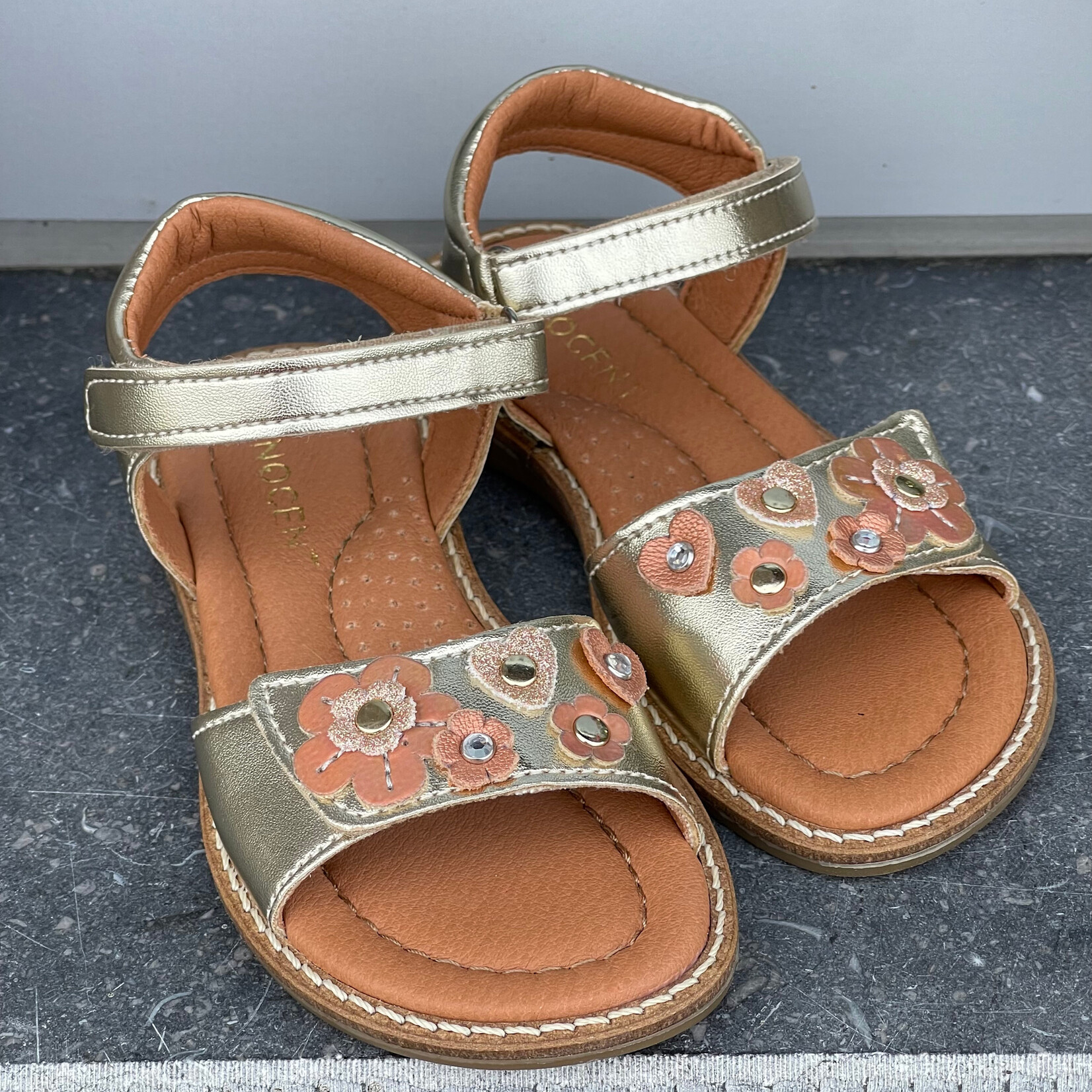 Innocent Innocent Sissi champ.