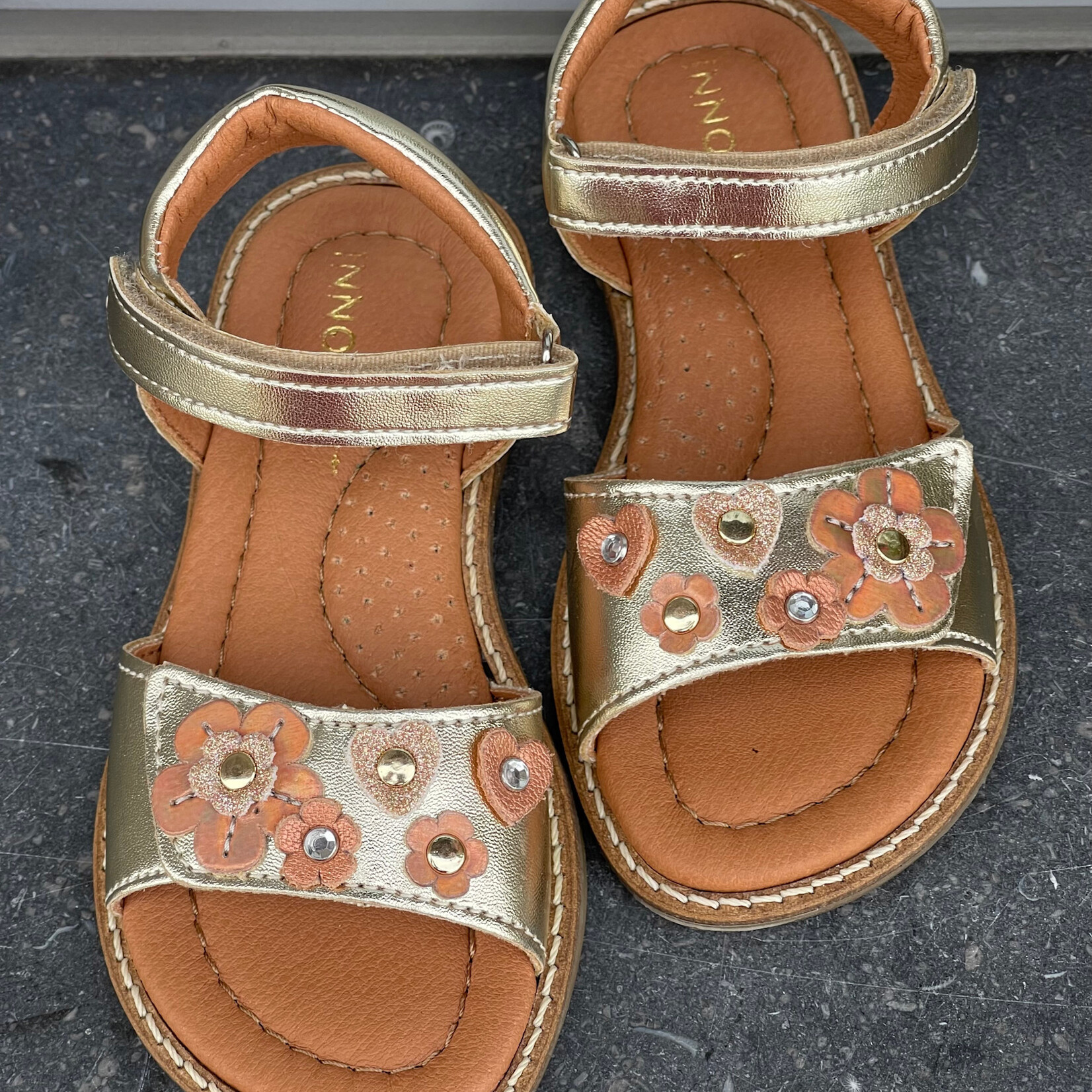 Innocent Innocent Sissi champ.