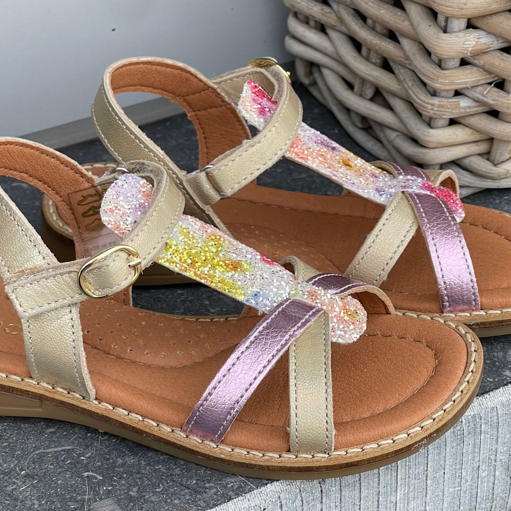 Innocent Innocent Sunday gold