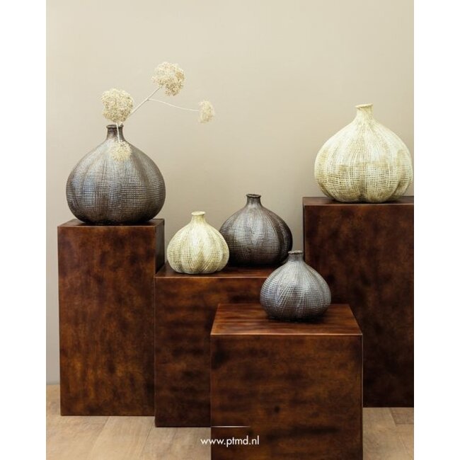 PTMD Shen Cream ceramic pot garlic shape M