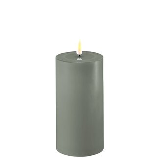 Deluxe Homeart Salvie Green Real Flame LED Candle Ø7,5 x15cm