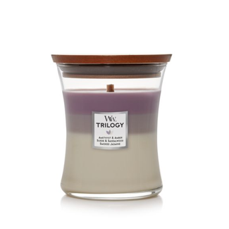 Woodwick Trilogy Amethyst Sky Medium Candle WoodWick© 60h. Woodwick Trilogy Amethyst Sky Medium Candle WoodWick© 60h.