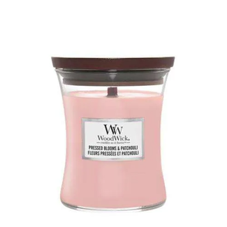 Woodwick Pressed Blooms & Patchouli Medium Candle WoodWick© 60h. Woodwick Pressed Blooms & Patchouli Medium Candle WoodWick© 60h.