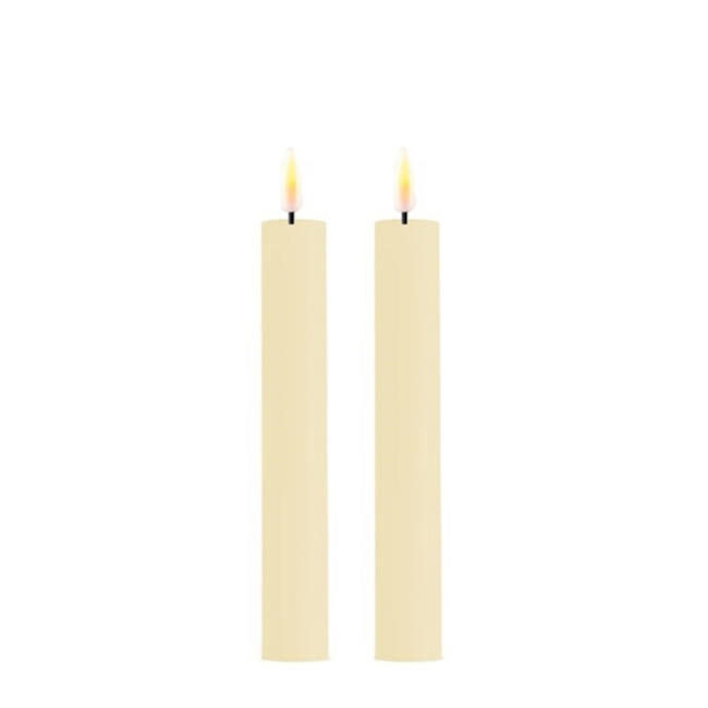 Deluxe Homeart Cream LED Dinner Candle Ø 2,2x15 cm (2 stuks)