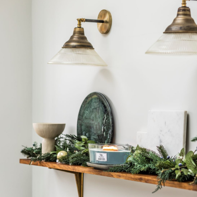 Woodwick Evergreen Cashmere Ellipse Candle WoodWick© HearthWick Flame© 50h