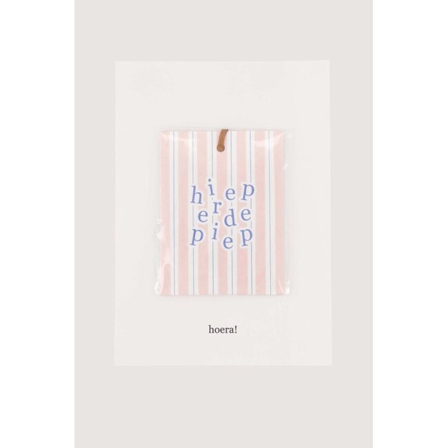 Zusss Ansichtkaart mini geurzakje hieperdepiep hoera