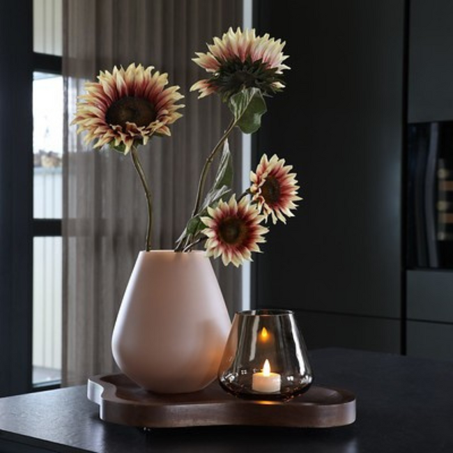 Vase the World Dienblad Bauru M walnut L66 x B37,5 x H2 cm