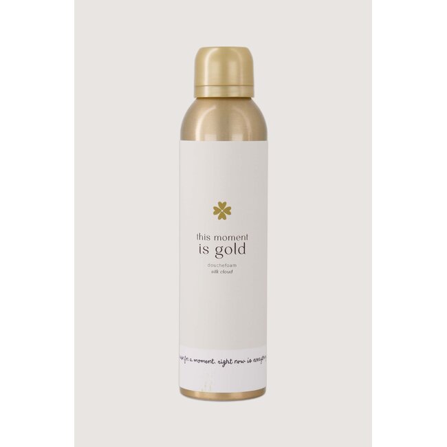 Zusss Doucheschuim this moment is gold