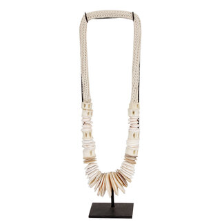 Pole to Pole Schelpenketting op voet 14x7x45 cm