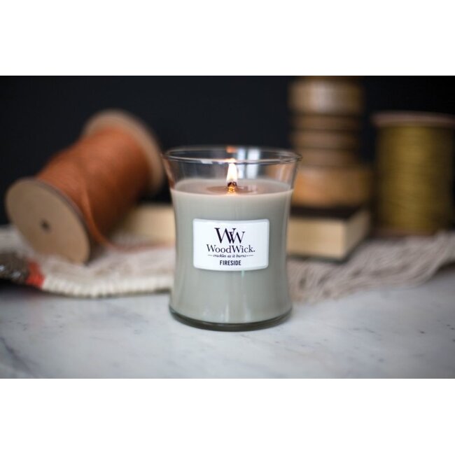 Woodwick Fireside Medium Candle WoodWick© 60h.