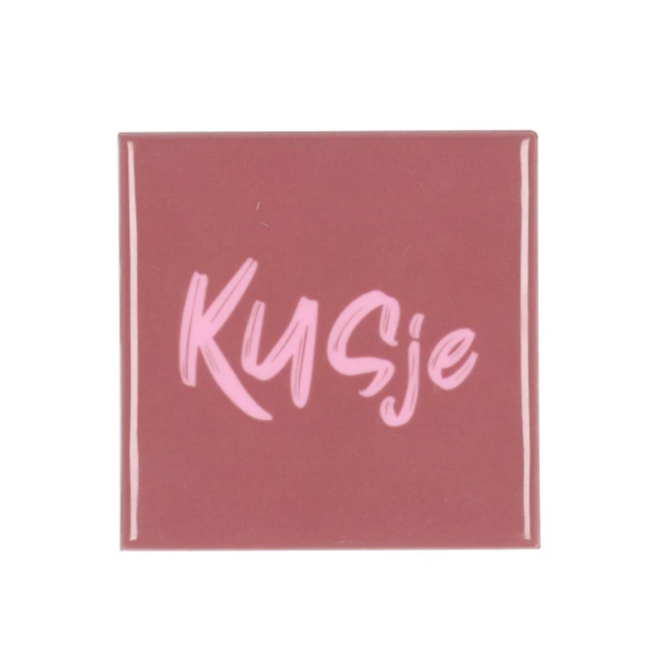 Tegeltje Kusje 10x10x1cm