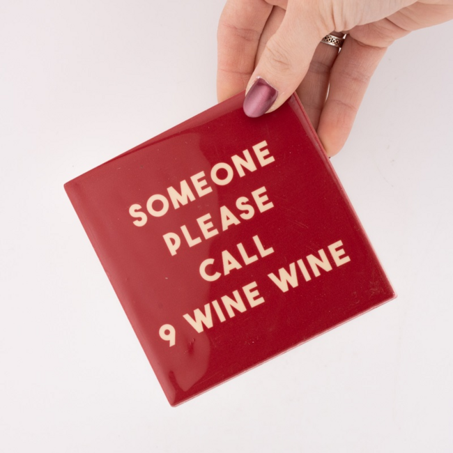 Tegeltje call nine wine wine