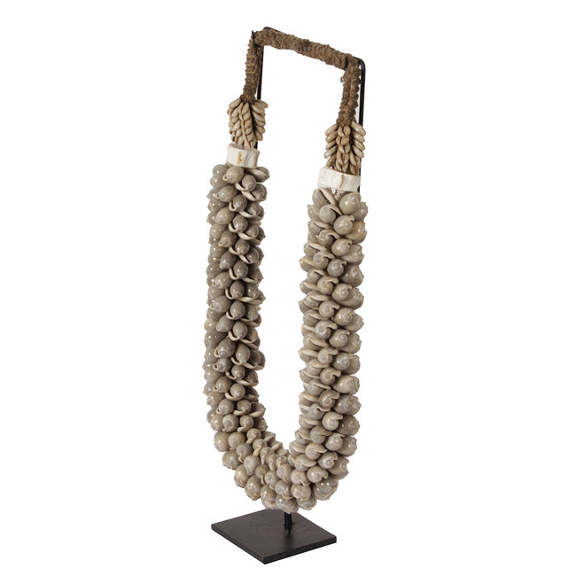 Pole to Pole Schelpenketting op voet 9,5x8,5x50 cm