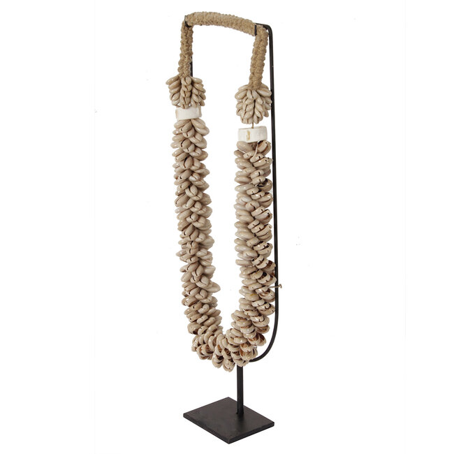 Pole to Pole Schelpenketting op voet 9,5x8,5x50 cm