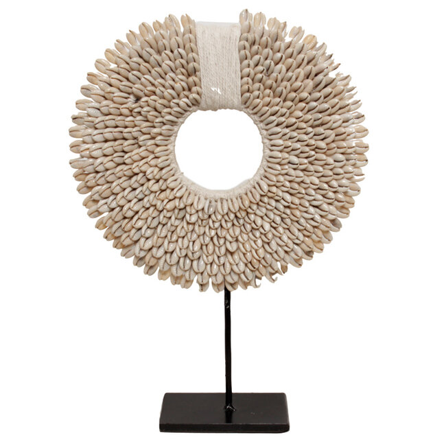 Pole to Pole Schelpenketting op voet 25x7x28 cm