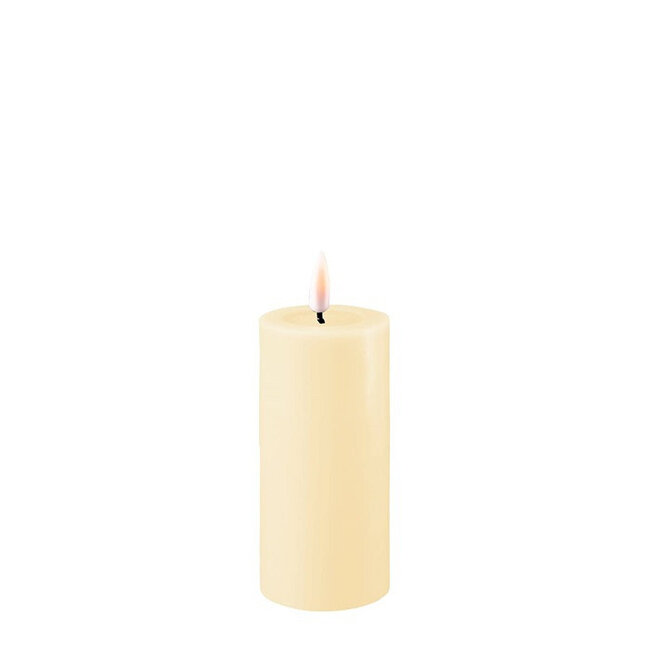 Deluxe Homeart Cream Real Flame LED Candle Ø5 x10cm