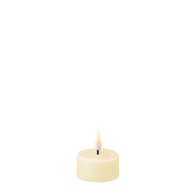 Deluxe Homeart Cream LED Tealights Ø4.1*4.5cm (2 pcs)