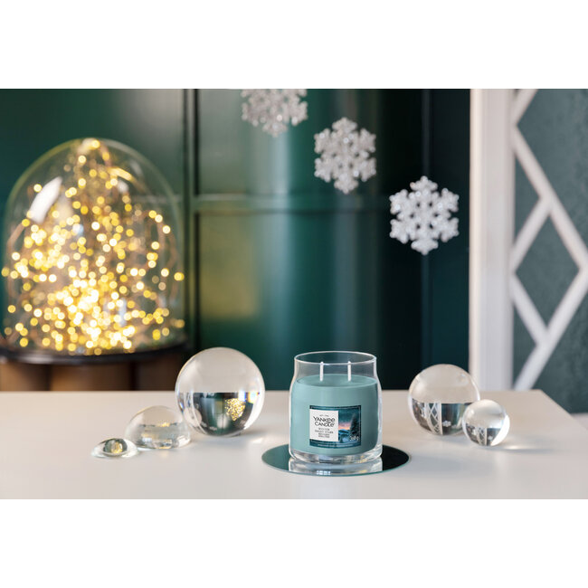 Yankee Candle NEW Winter Night Stars Medium Jar