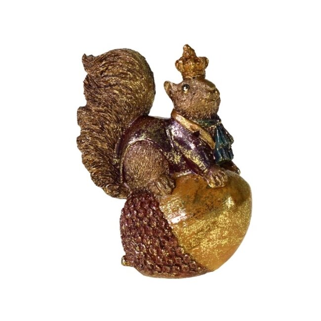 Werner Voß Squirrel on acorn